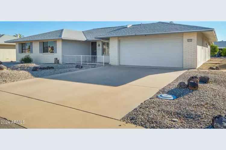 Single-family house For Sale in 10101, West Desert Rock Drive, Sun City, Arizona