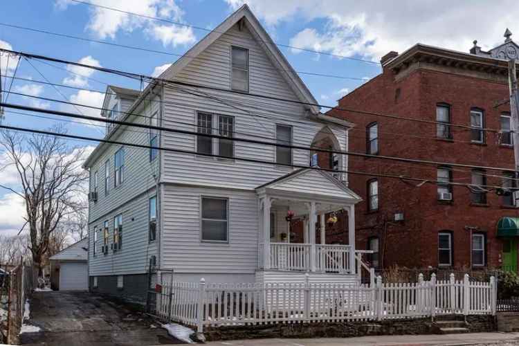 Multi-family house For Sale in 128, Bartholomew Avenue, Hartford, Connecticut