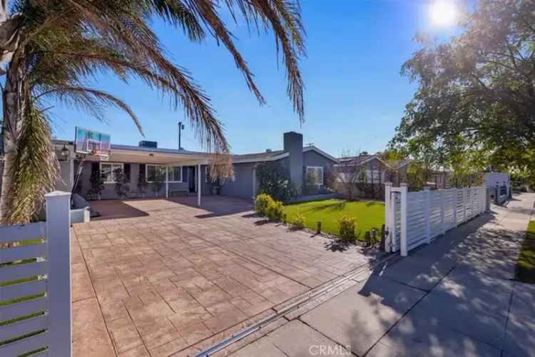 Single-family house For Sale in 9636, Gerald Avenue, Los Angeles, California