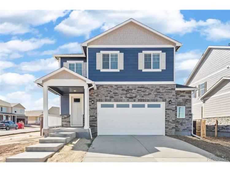 Single-family house For Sale in Parker, Colorado