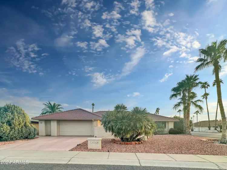 Single-family house For Sale in 12449, West Eveningside Drive, Sun City West, Arizona