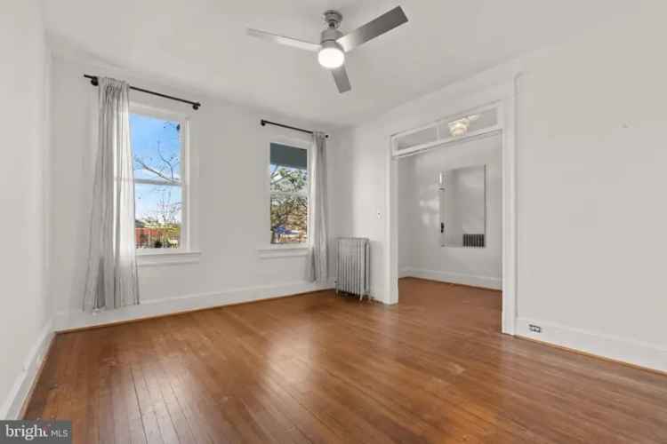 House For Sale in 4105, 8th Street Northwest, Washington, District of Columbia