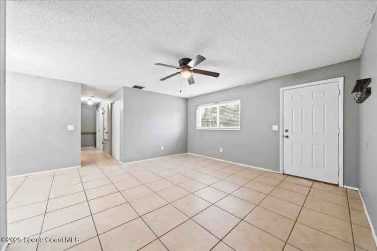 Single-family house For Sale in 1540, Lakewood Drive, Palm Bay, Florida