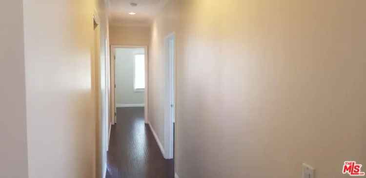 Multi-family house For Sale in 1250, 5th Avenue, Los Angeles, California