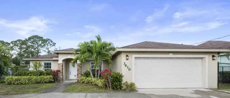 Single-family house For Sale in 3610, Southwest Savona Boulevard, Port Saint Lucie, Florida