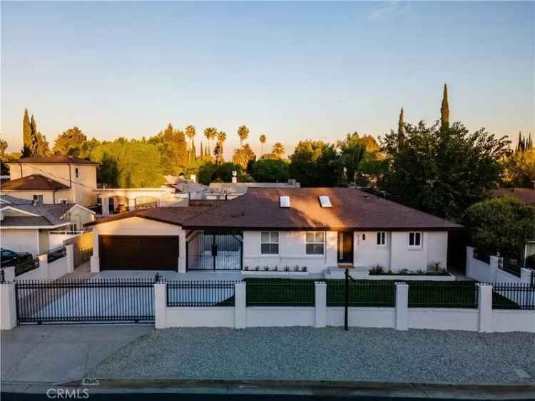 Single-family house For Sale in Los Angeles, California