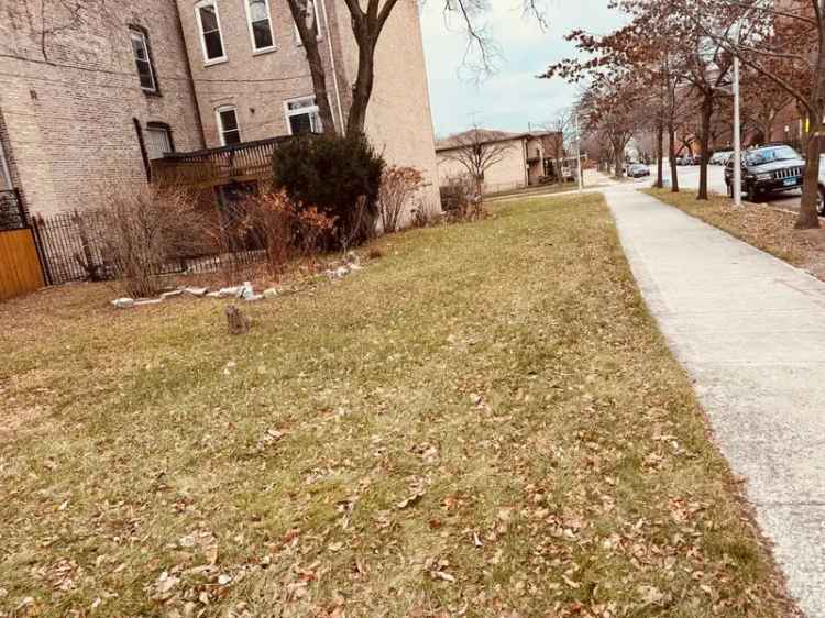 Land For Sale in 216, East 32nd Street, Chicago, Illinois