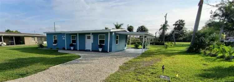 Single-family house For Sale in 3420, Ash Street, Charlotte Park, Florida