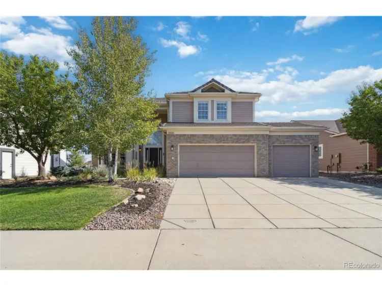 Single-family house For Sale in Parker, Colorado