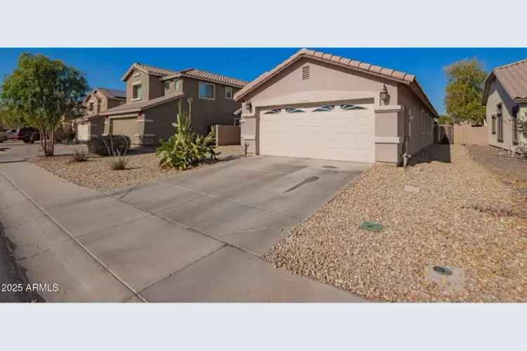 Single-family house For Sale in 25584, West Crown King Road, Buckeye, Arizona