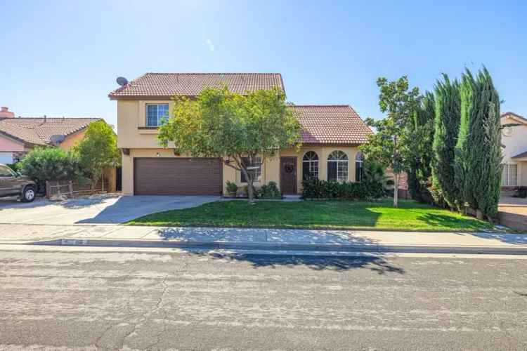 Single-family house For Sale in Rosamond, California