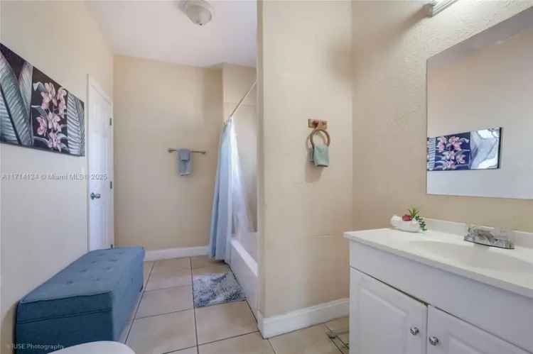 Multi-family house For Sale in 1678, Southwest 11th Street, Miami, Florida