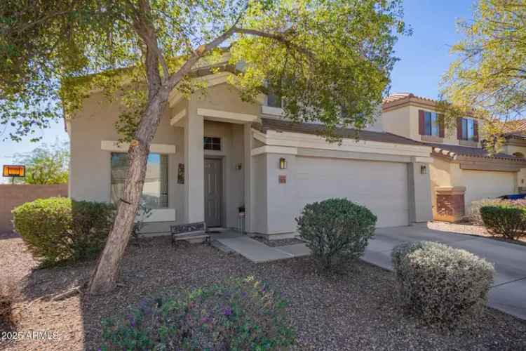 Single-family house For Sale in 23735, West Wayland Drive, Buckeye, Arizona