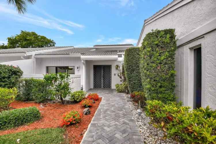 House For Sale in 1, Cambridge Drive, Boynton Beach, Florida