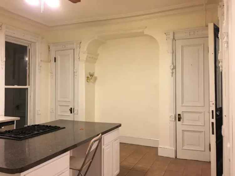 NO FEE 2-BR Brownstone Apartment in Bedford-Stuyvesant