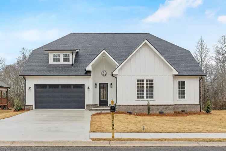 Single-family house For Sale in Chatsworth, Georgia