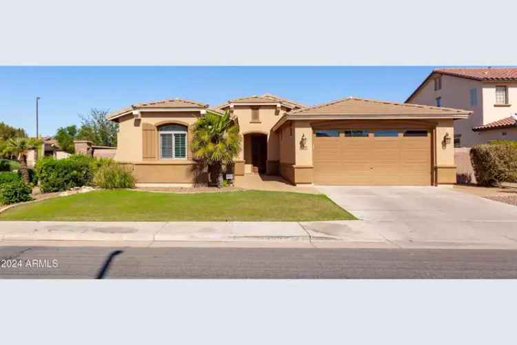 Single-family house For Sale in 694, West Bartlett Way, Chandler, Arizona