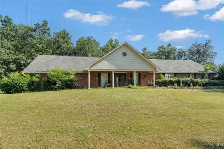 Single-family house For Sale in Phenix City, Alabama