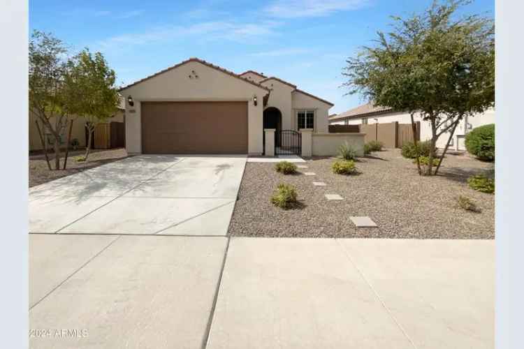 Single-family house For Sale in 19245, West Jackson Street, Buckeye, Arizona