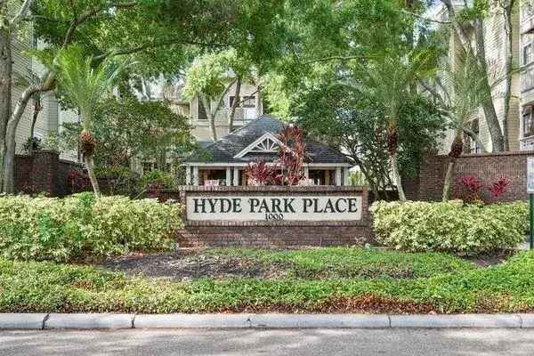 2 Bedroom Apartment for Rent - Free Rent - Hyde Park Living