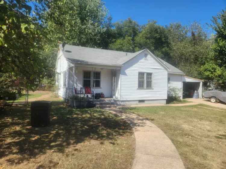 Single-family house For Sale in Clarksville, Arkansas