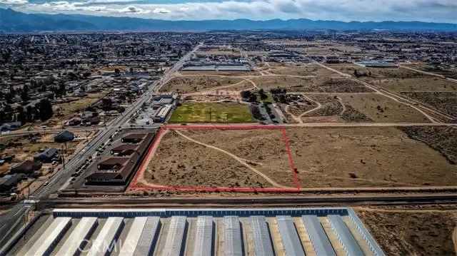 Land For Sale in Hesperia, California