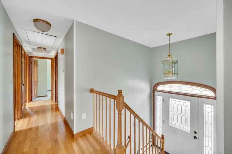 Single-family house For Sale in 7, Fenwood Drive, Middletown, Connecticut