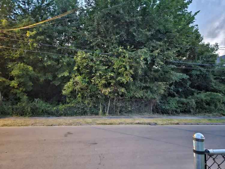 Land For Sale in 7, Brinley Avenue, Hartford, Connecticut