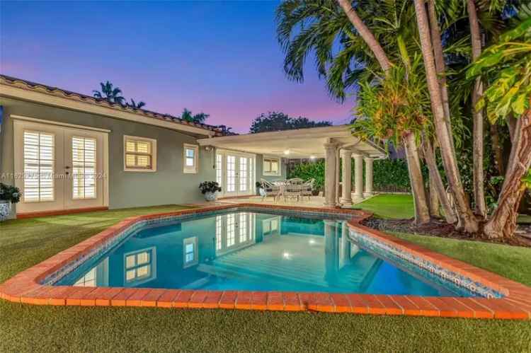 Single-family house For Sale in Fort Lauderdale, Florida