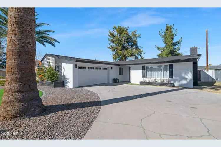 Single-family house For Sale in 8626, East Montebello Avenue, Scottsdale, Arizona