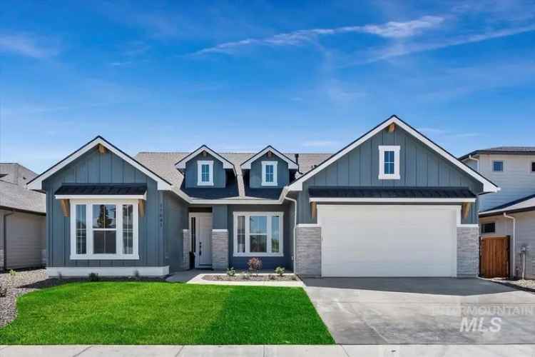 Single-family house For Sale in 104, South Ryde Avenue, Kuna, Idaho