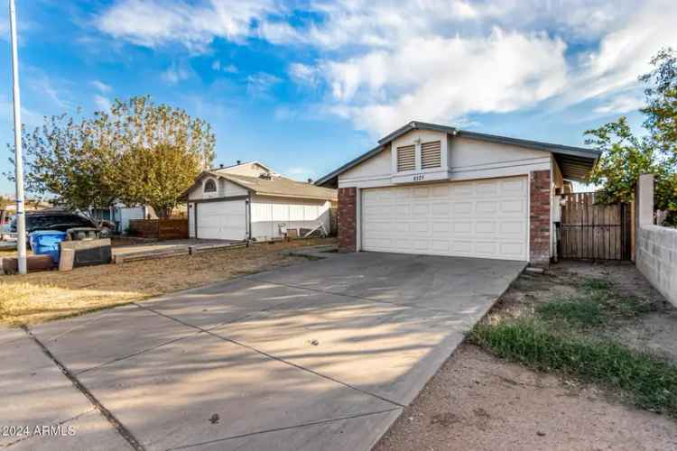 Single-family house For Sale in 8325, West Sells Drive, Phoenix, Arizona