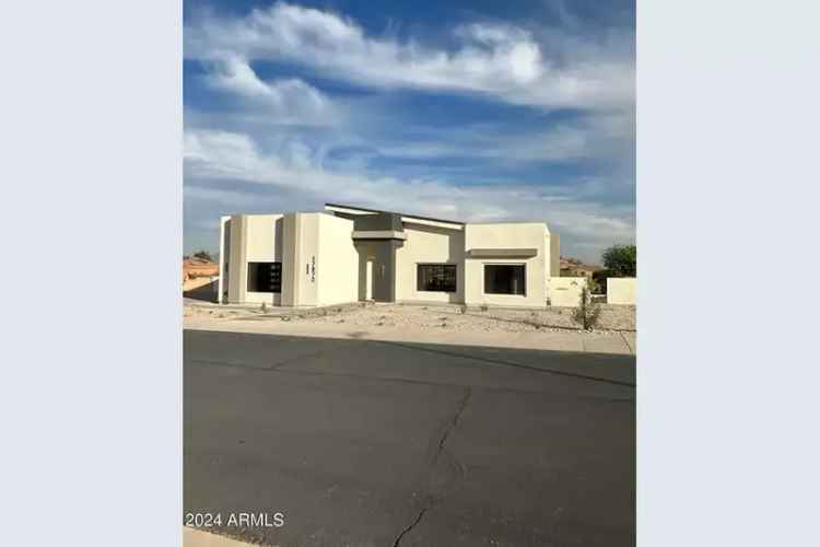 Single-family house For Sale in 17872, West Estes Way, Goodyear, Arizona