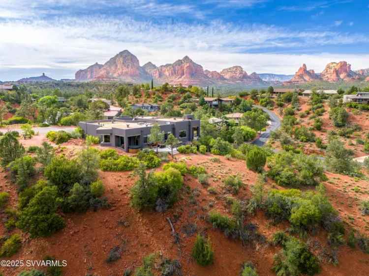 Single-family house For Sale in 30, St Moritz Road, Sedona, Arizona