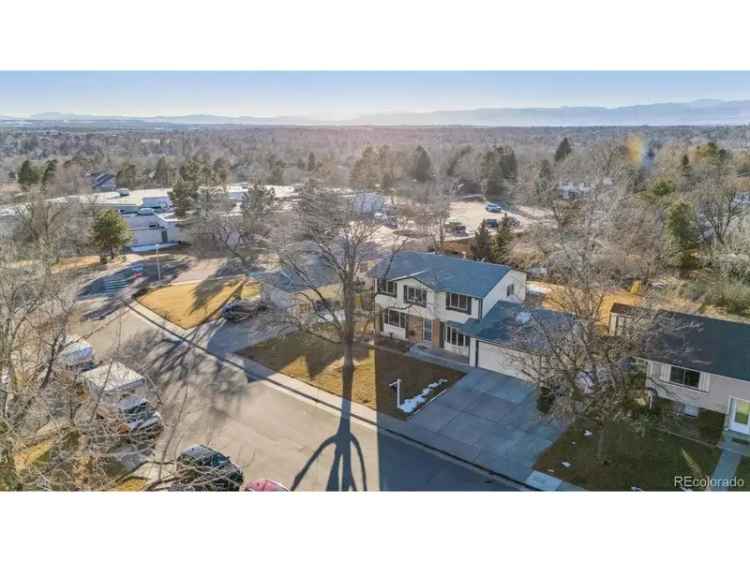 Single-family house For Sale in 7379, South Syracuse Court, Centennial, Colorado