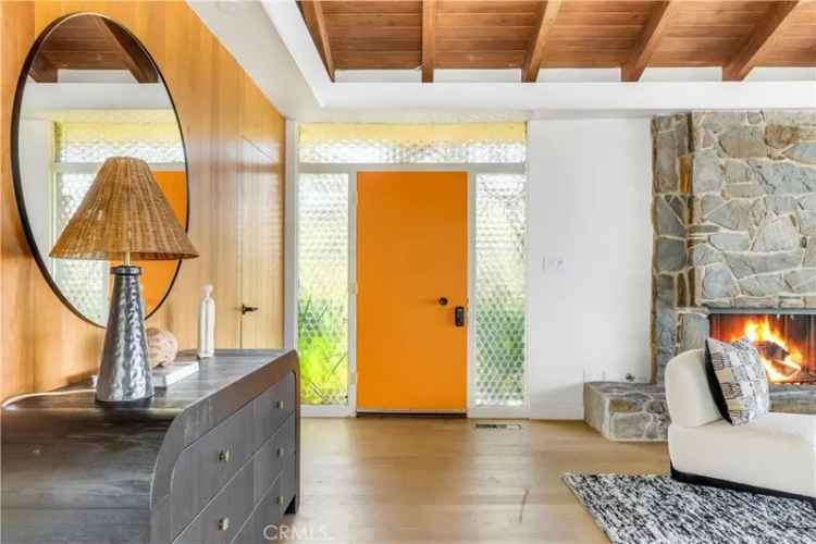 Single-family house For Sale in 525, El Paseo Drive, Newport Beach, California