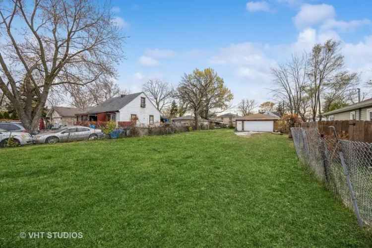 Land For Sale in Chicago, Illinois