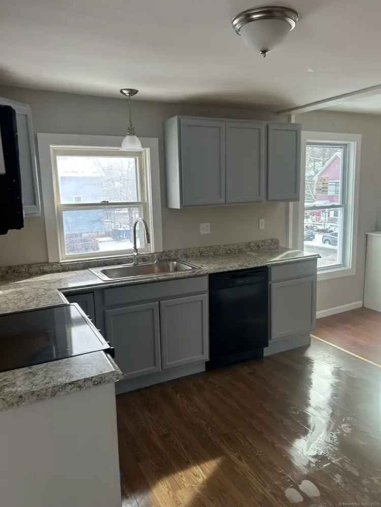 Multi-family house For Sale in 311, Goodrich Street, Hamden, Connecticut