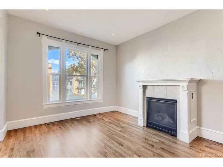 Single-family house For Sale in 1839, Grove Street, Denver, Colorado