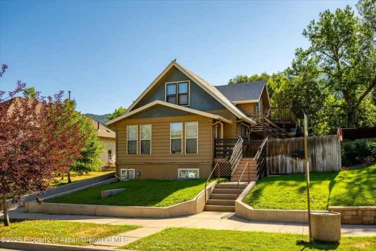 Single-family house For Sale in 1026, Grand Avenue, Glenwood Springs, Colorado