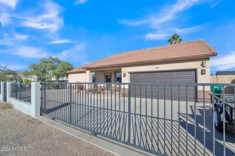 Single-family house For Sale in 5514, East Santa Clara Drive, San Tan Valley, Arizona