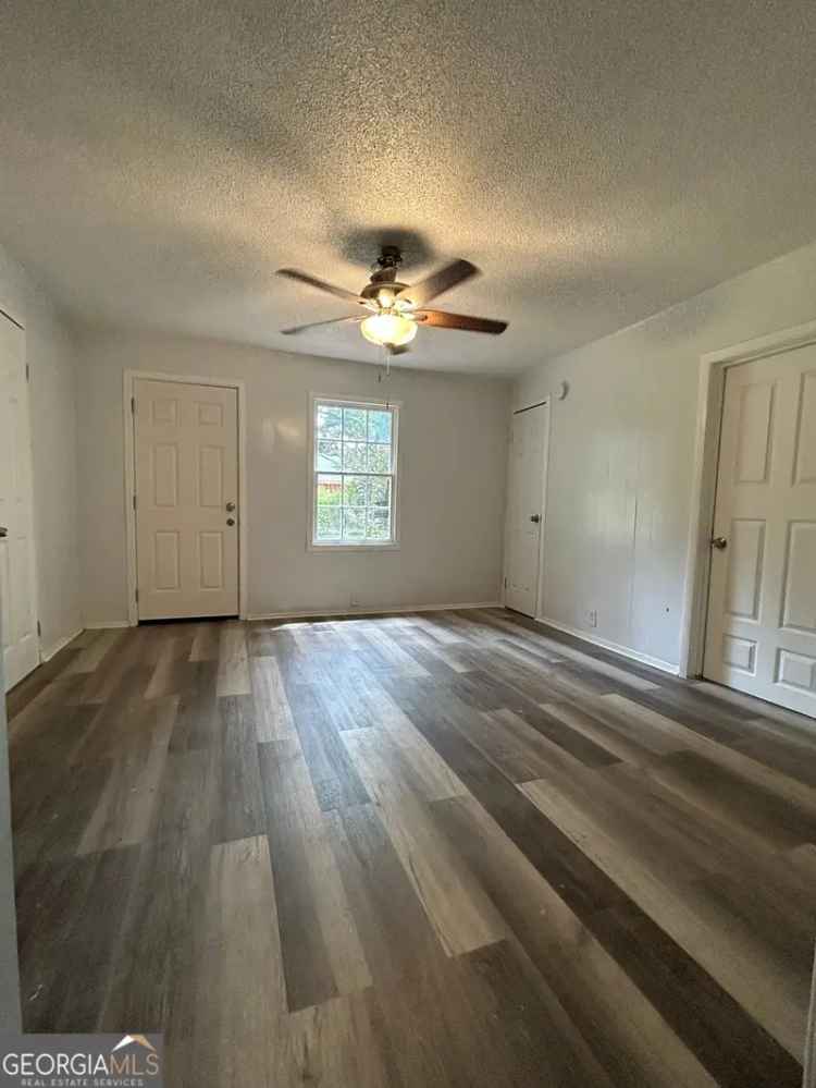 Single-family house For Sale in 807, Myrtle Street, Valdosta, Georgia