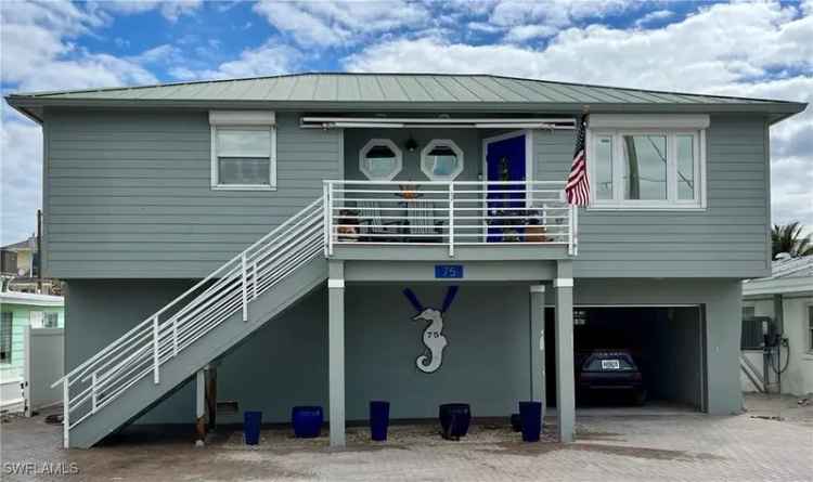 Single-family house For Sale in Manasota Key, Florida