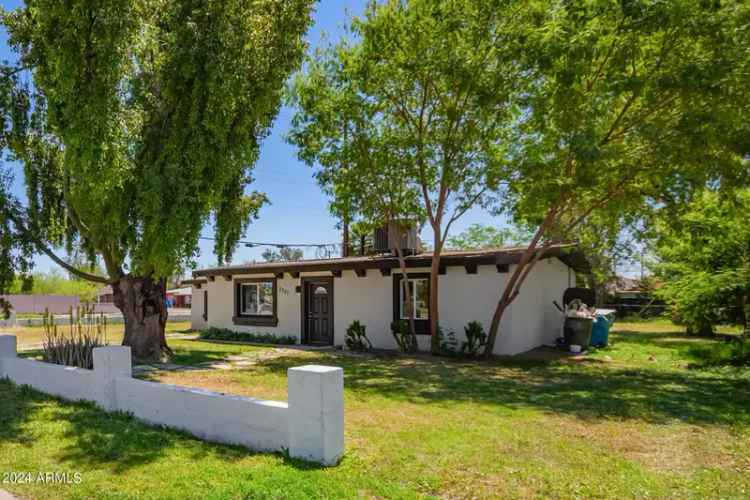 Single-family house For Sale in 2301, West Montebello Avenue, Phoenix, Arizona