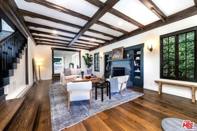 Single-family house For Sale in 780, Holmby Avenue, Los Angeles, California