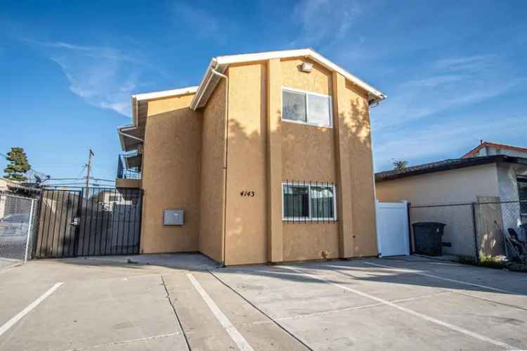 Multi-family house For Sale in 4143, Van Dyke Avenue, San Diego, California