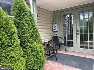 Single-family house For Sale in 340, Delaware Circle, Newark, Delaware