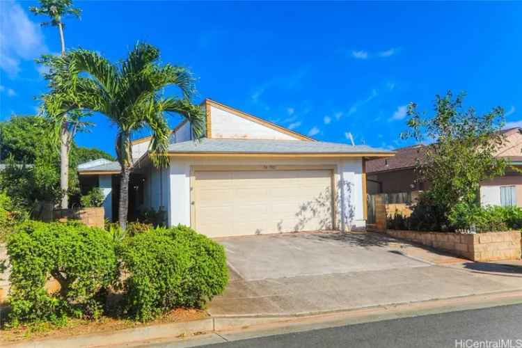 Single-family house For Sale in Waipahu, Hawaii