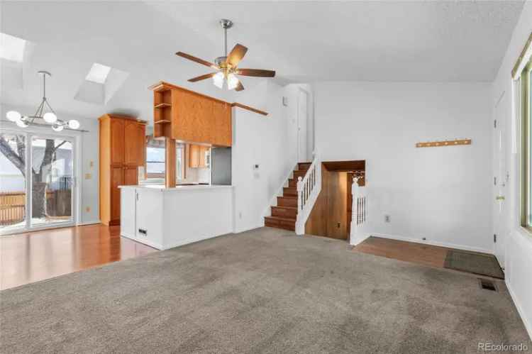 Single-family house For Sale in 6280, Zinnia Street, Arvada, Colorado