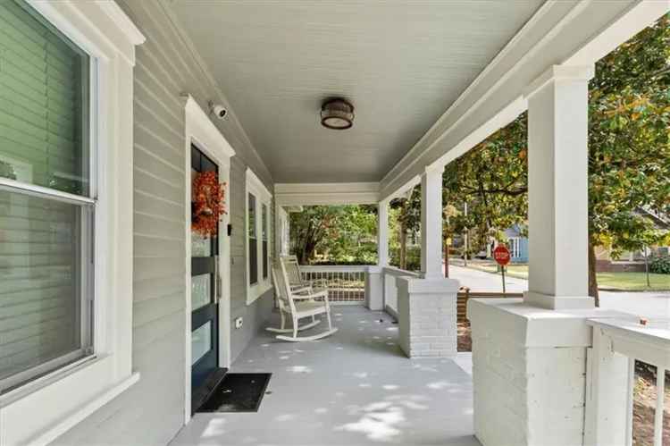 Single-family house For Sale in 1003, Parsons Street Southwest, Atlanta, Georgia